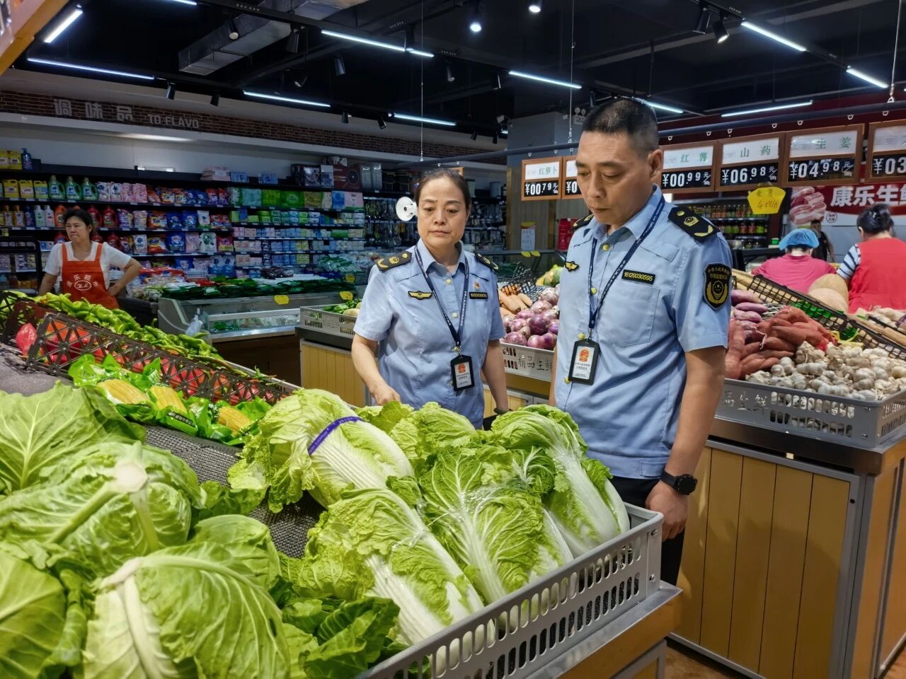 【食品安全】市场监管分局：严查“甲醛白菜”，守好群众“入口关”