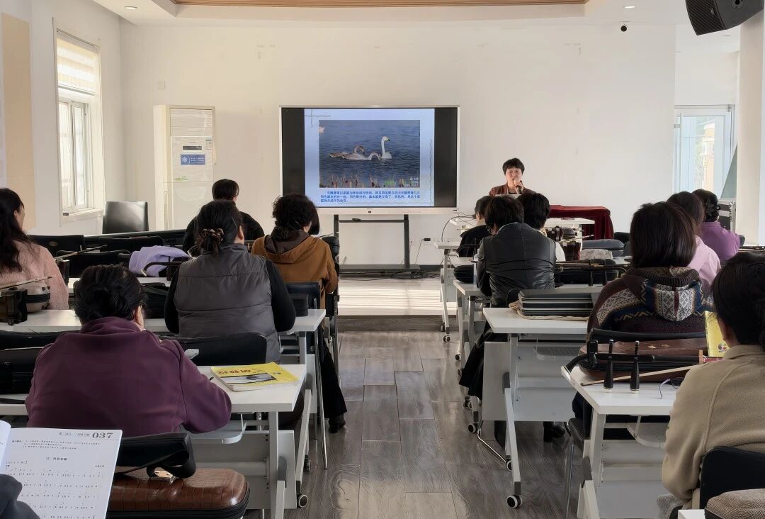【理论宣讲】聆听天鹅故事 共护湿地家园——开发区开展天鹅文化与鸟类保护科普宣讲活动